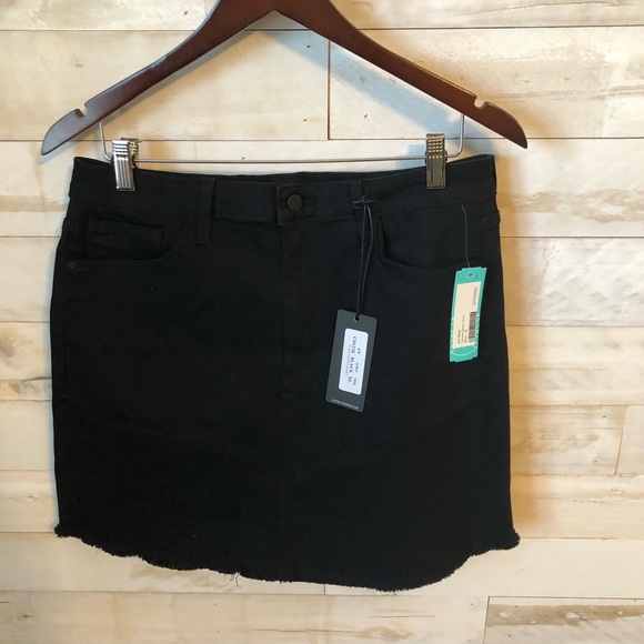 stitch fix Dresses & Skirts - NWT Stitch fix black Denim mini skirt size XL